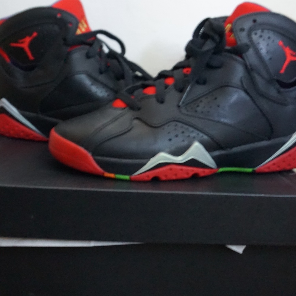 JORDAN | JORDAN 7 RETRO MARVIN THE MARTIAN